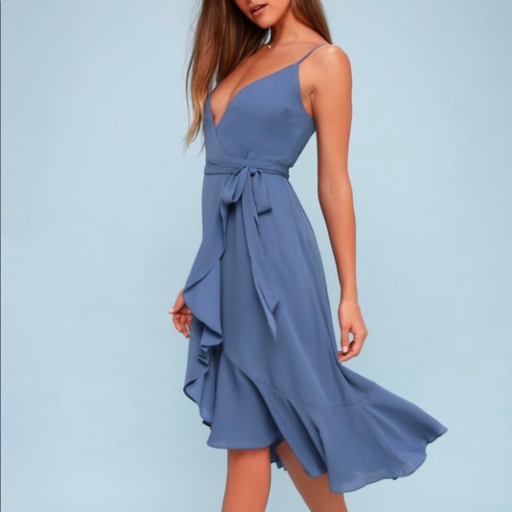 NEW WITH TAGS Lulus royal blue wrap dress
